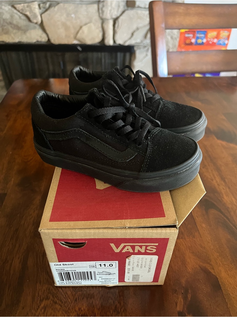 Vans Kids Black Old Skool Lace-Up Sneakers Never Worn